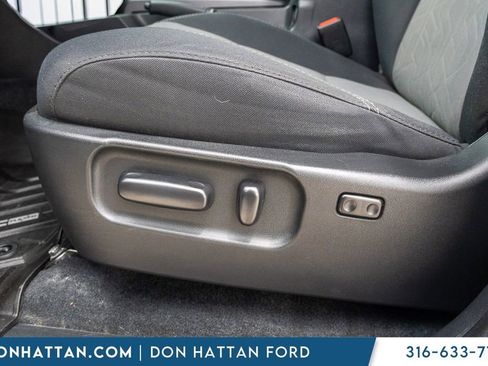 Used 2020 Toyota Tacoma TRD Sport AWD/4WD image 16