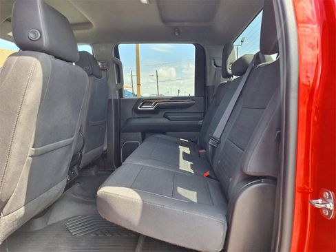 Used 2024 Chevrolet Silverado 2500 LT image 10