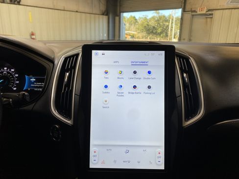 Used 2024 Ford Edge ST-Line image 39