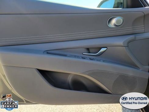 Used 2025 Hyundai Elantra SEL FWD image 13