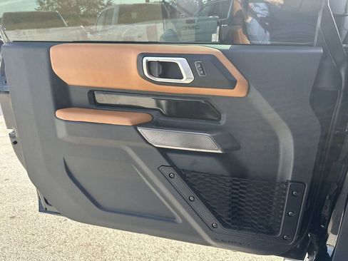 Used 2022 Ford Bronco Outer Banks image 26