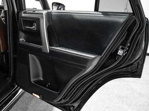 Used 2018 Toyota 4Runner Limited RWD image 51