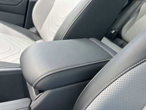 New 2026 Volkswagen Tiguan SE R-Line AWD/4WD image 39