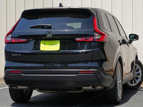 Used 2023 Honda CR-V EX image 4