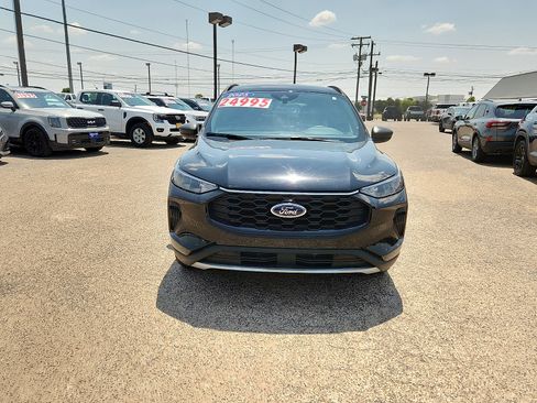 Certified 2025 Ford Escape ST-Line FWD image 2