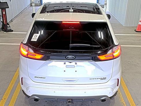 Used 2020 Ford Edge Titanium w/ Equipment Group 301A AWD/4WD image 5