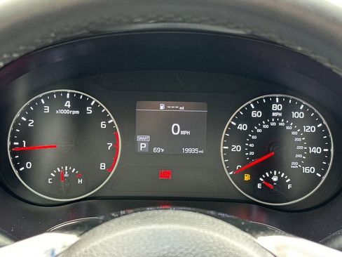 Used 2023 Kia Seltos S image 22