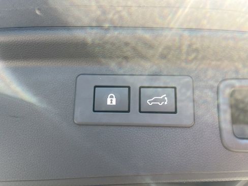 Used 2025 Subaru Forester Wilderness image 10