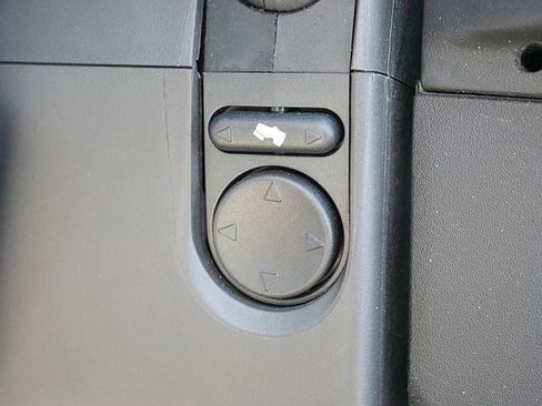 Used 2013 Ford F150 Platinum image 31