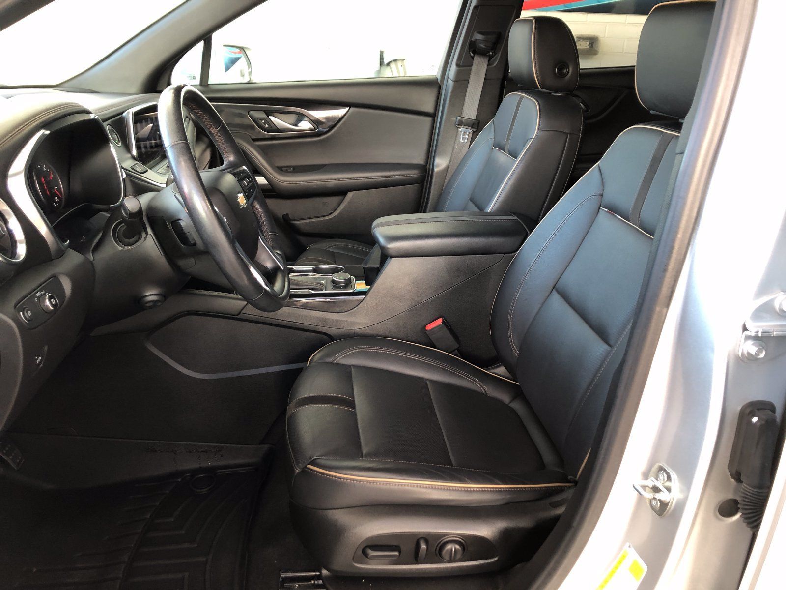 Used 2020 Chevrolet Blazer Premier FWD image 20