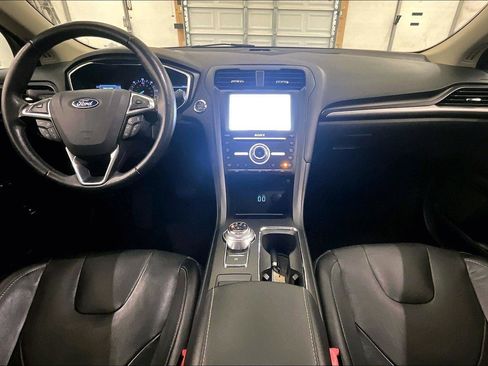 Used 2020 Ford Fusion Energi Titanium image 15