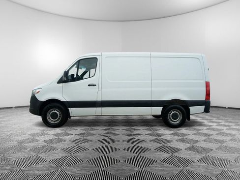 Used 2019 Mercedes-Benz Sprinter 144 Cargo image 2