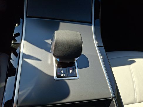 Used 2026 Land Rover Range Rover Evoque S AWD/4WD image 14