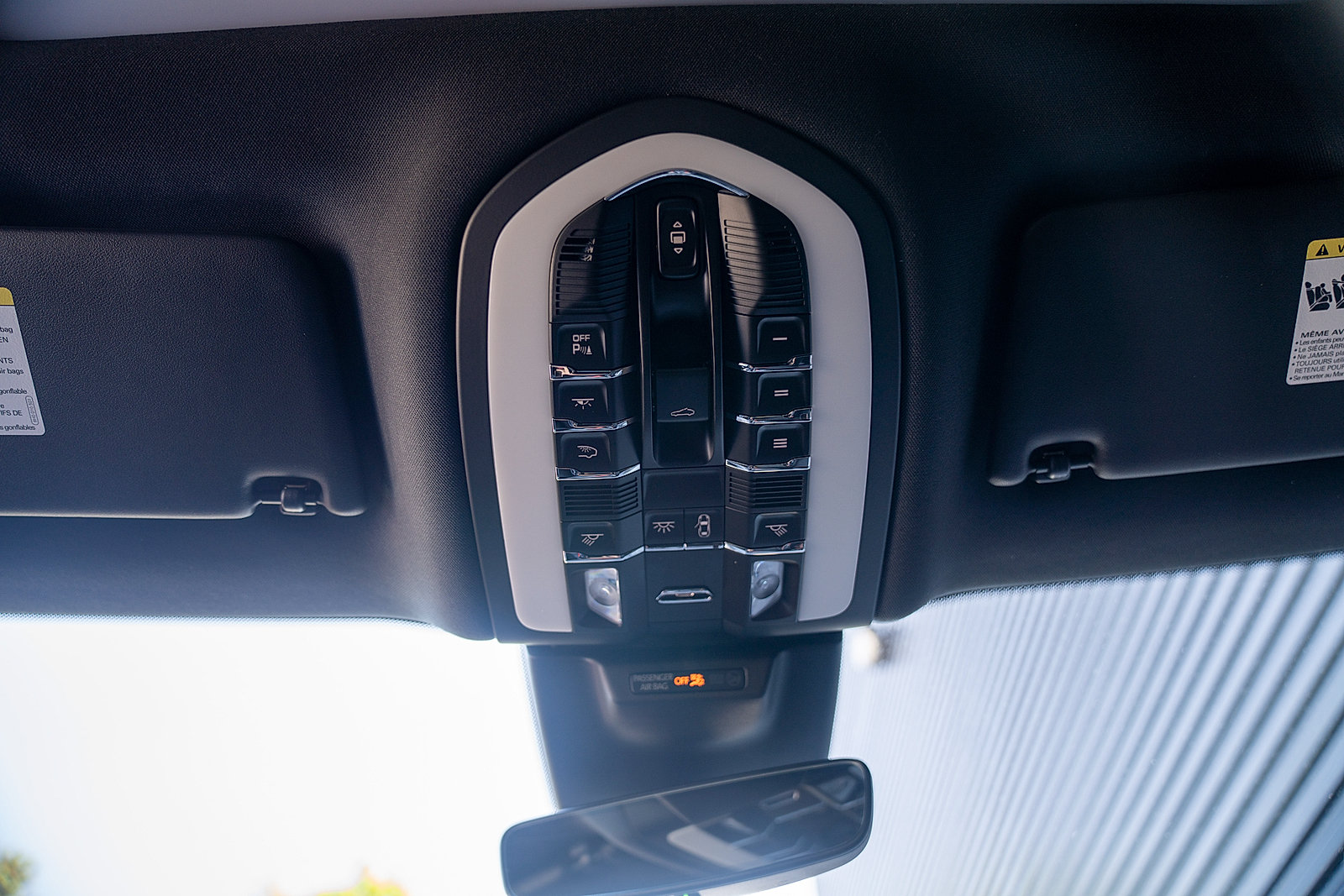Certified 2026 Porsche Macan T AWD/4WD image 11