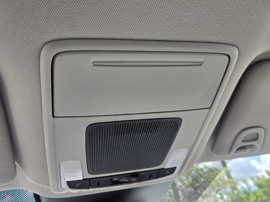 Used 2024 Honda Pilot EX-L image 22