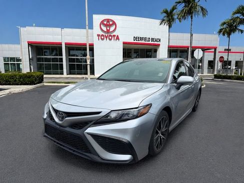 Certified 2024 Toyota Camry SE FWD image 4