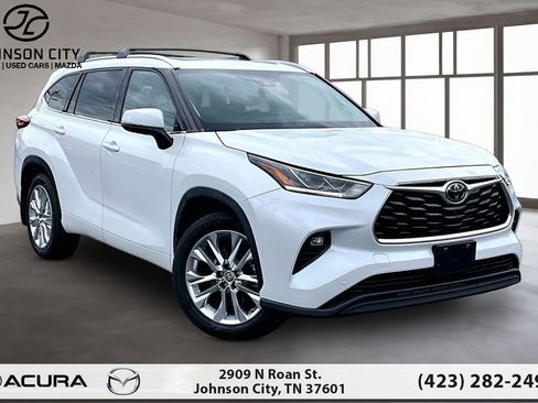Used 2022 Toyota Highlander Limited image 12