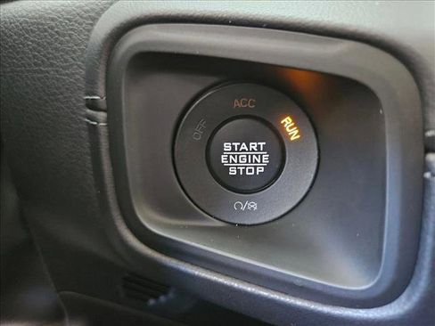 New 2025 Jeep Gladiator Mojave w/ Convenience Group image 13