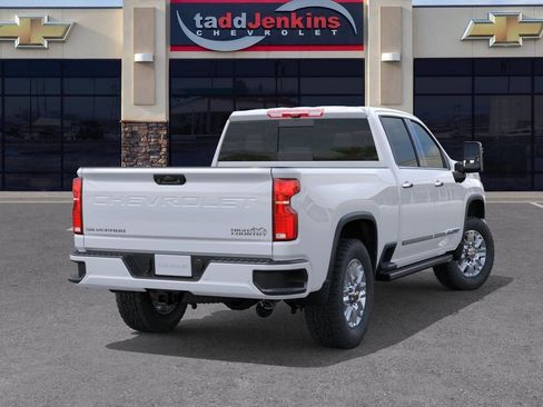 New 2026 Chevrolet Silverado 3500 High Country AWD/4WD image 4