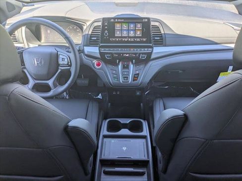 Certified 2026 Honda Odyssey Sport-L image 17