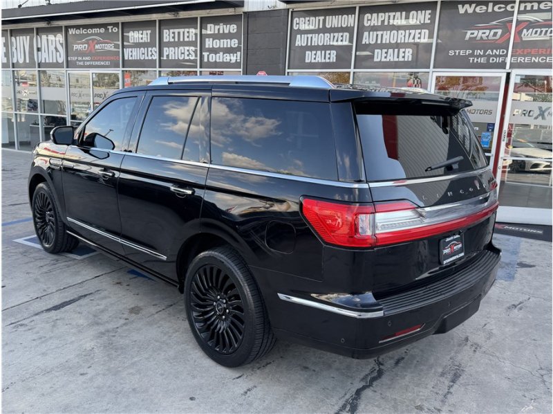 Used 2019 Lincoln Navigator Black Label AWD/4WD image 4
