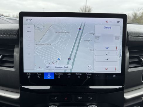 Used 2024 Ford Expedition Max XLT image 4