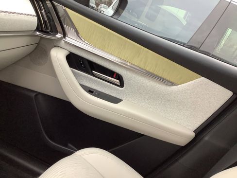 Certified 2025 MAZDA CX-90 3.3 Turbo S w/ Premium Plus image 35