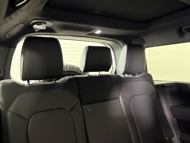 New 2026 Land Rover Defender 130 V8 AWD/4WD image 29