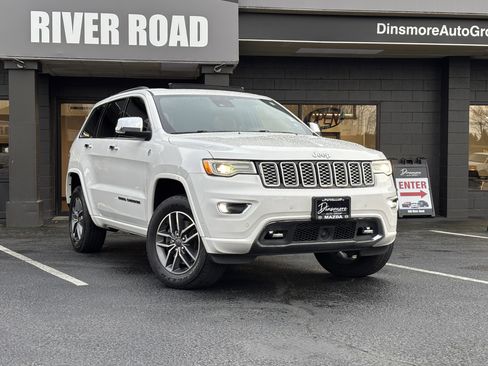 Used 2020 Jeep Grand Cherokee Overland image 2