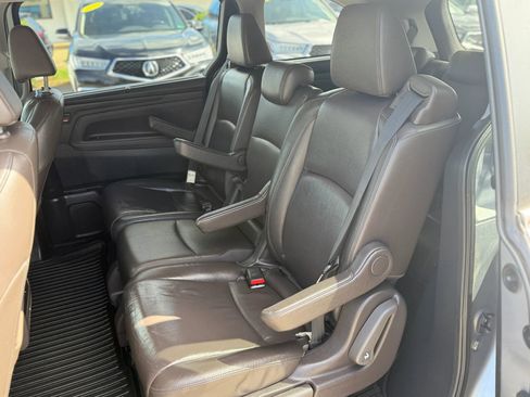 Used 2019 Honda Odyssey EX-L image 16