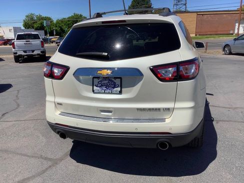 Used 2015 Chevrolet Traverse LTZ AWD/4WD image 13