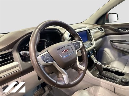 Used 2017 GMC Acadia SLT image 9