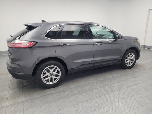 Used 2023 Ford Edge SEL image 10