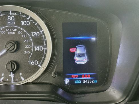 Used 2022 Toyota Corolla LE FWD image 18