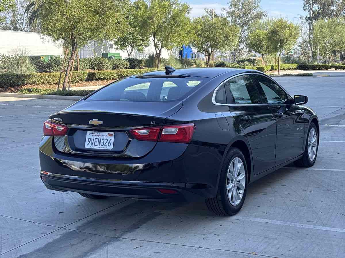 Used 2024 Chevrolet Malibu LT FWD image 3