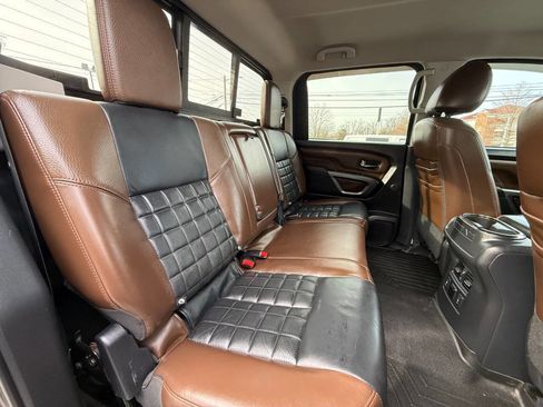 Used 2016 Nissan Titan Platinum Reserve image 38