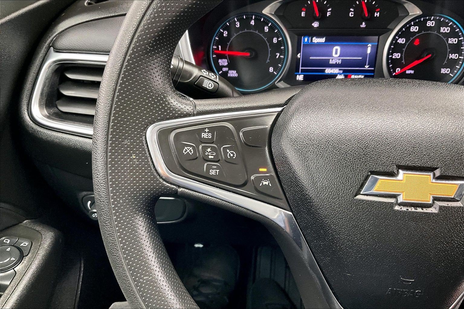 Used 2021 Chevrolet Equinox LT AWD/4WD image 17