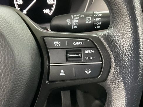 Certified 2023 Honda HR-V LX image 10