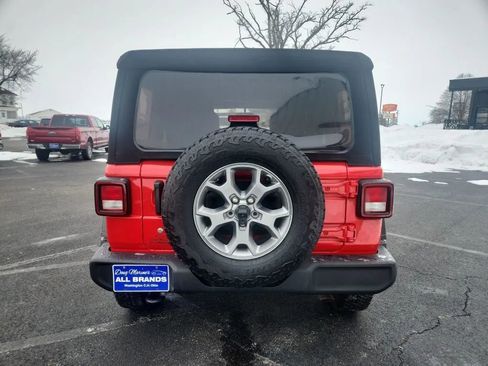 Used 2020 Jeep Wrangler Unlimited Sport image 6
