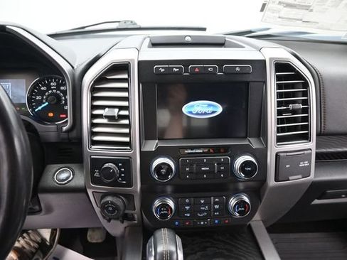 Used 2020 Ford F150 Platinum w/ Equipment Group 701A Luxury AWD/4WD image 21