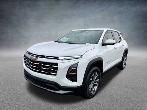 New 2026 Chevrolet Equinox LT image 8