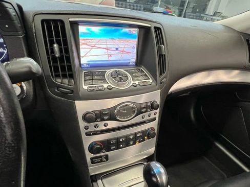 Used 2010 INFINITI G37 Sport w/ Premium Pkg image 11