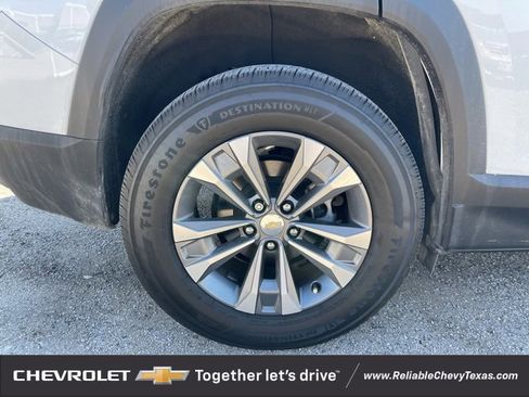 Certified 2025 Chevrolet Equinox LT image 13