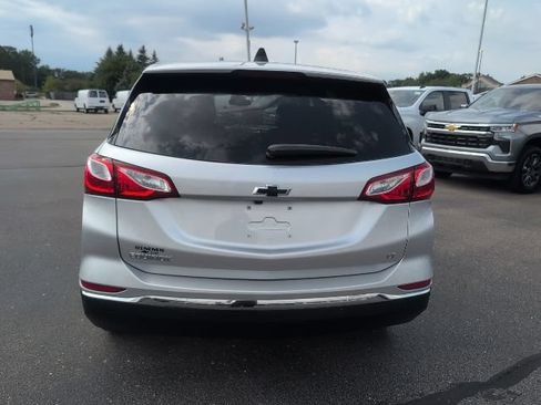 Used 2020 Chevrolet Equinox LT w/ Driver Convenience Package FWD image 5