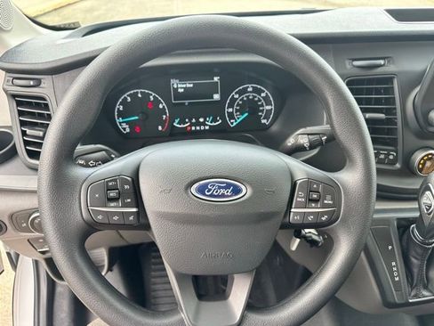 New 2025 Ford Transit 250 148 Medium Roof image 14