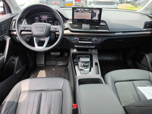 Used 2021 Audi Q5 2.0T Premium Plus w/ Premium Plus Package AWD/4WD image 13