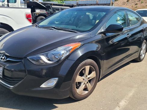 Used 2013 Hyundai Elantra GLS w/ Preferred Pkg FWD image 1