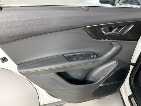 Used 2021 Audi Q7 3.0T Prestige w/ Prestige Package AWD/4WD image 35