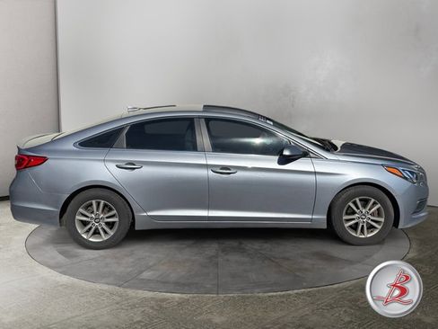 Used 2016 Hyundai Sonata SE FWD image 8