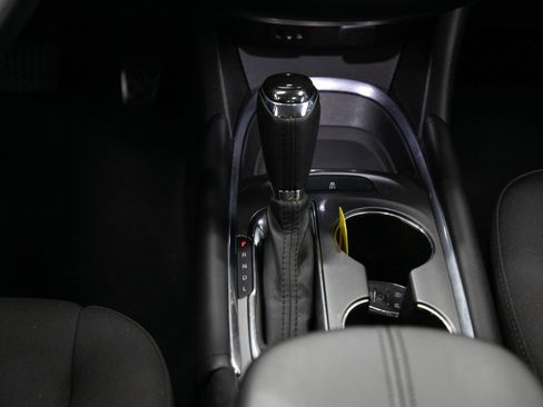 Used 2018 Chevrolet Malibu LT FWD image 17